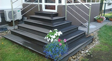 Крыльцо частного дома г. Пермь мр-н Закамск Крыльцо частного дома г. Пермь мр-н Закамск